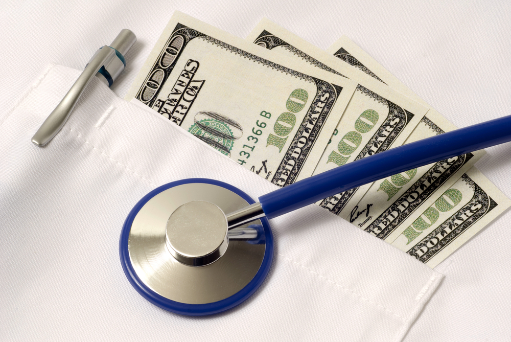 Physician Compensation: Income Guarantee vs. Guaranteed Salary